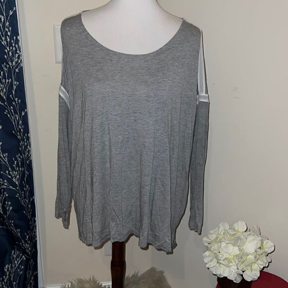 Apres Ramy Brook Heather Gray Long Sleeve Drop Shoulder Thumb Hole Oversized Top - Picture 1 of 8